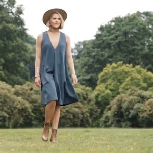 NWT House of Lancry V-Neck Belted Dress